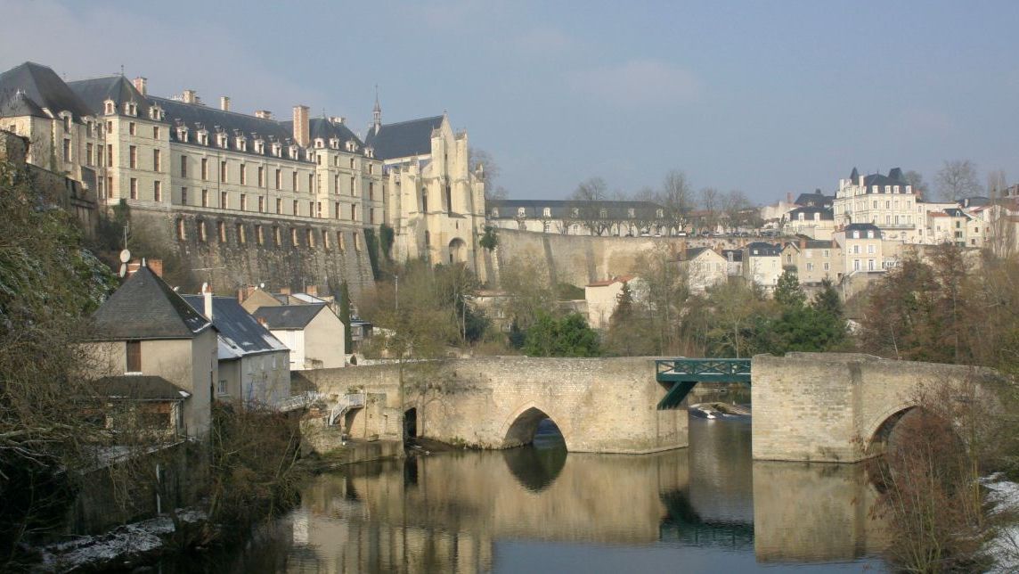 thouars-ville-detective-privé-cf-investigations-poitiers-vienne