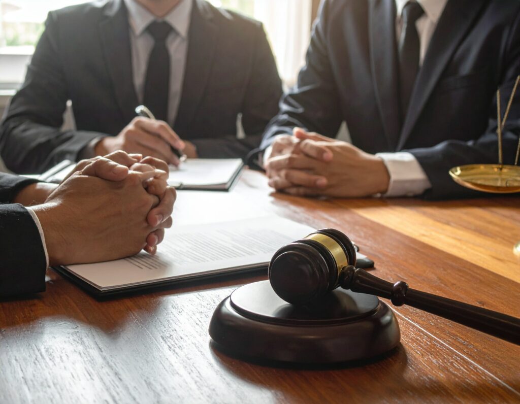 litige de pension alimentaire devant le juge des affaires familiales cf investigations